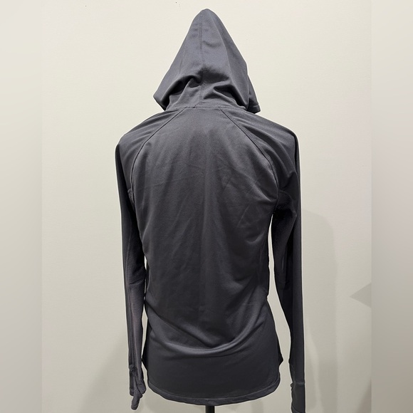 Fabletics hoodie, size L - Picture 4 of 8
